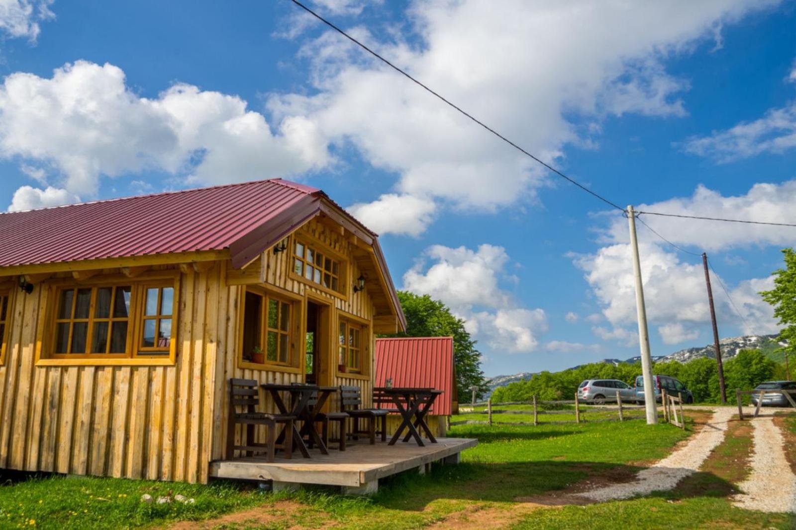 Maple Bungalows Žabljak エクステリア 写真